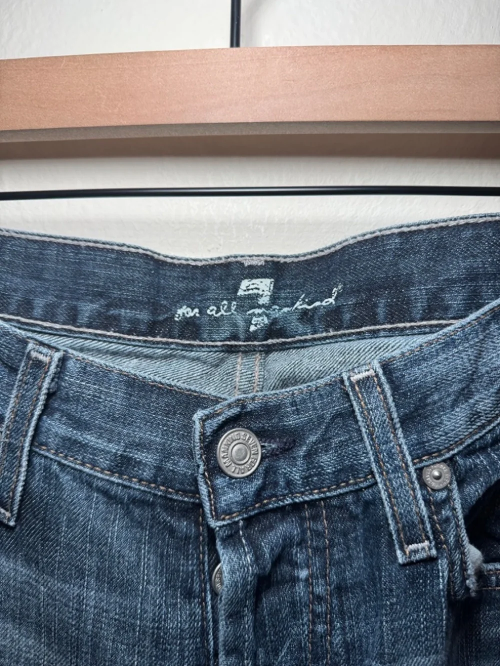 7 For All Mankind description stylish